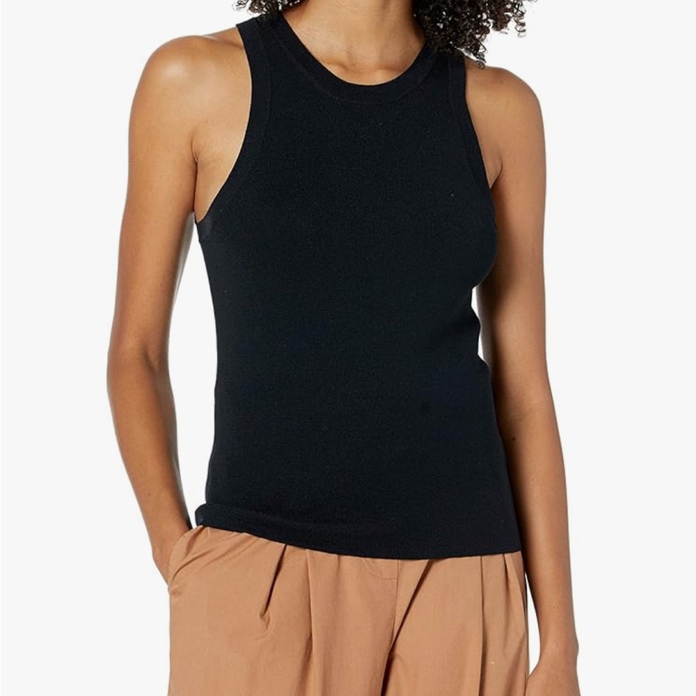 Black Sleeveless Women's Top